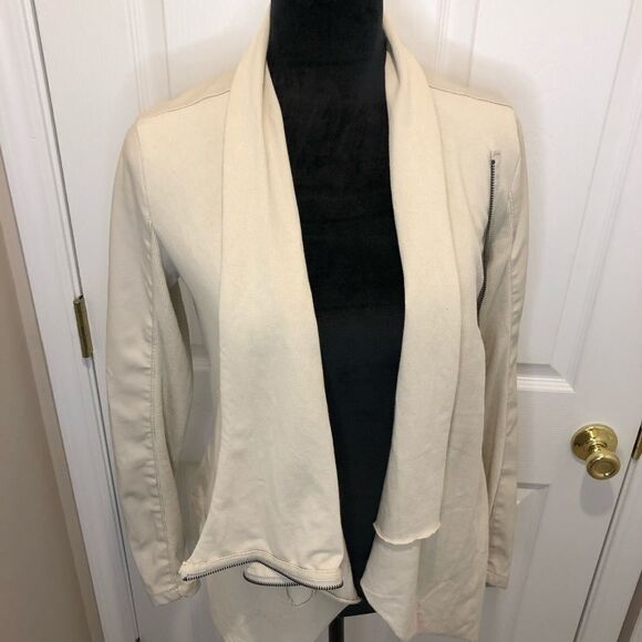 Blank NYC cream taupe faux suede jacket - Picture 2 of 16